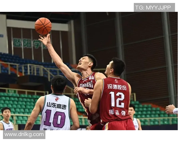 山东高速球员创造历史记录，引领篮球新时代