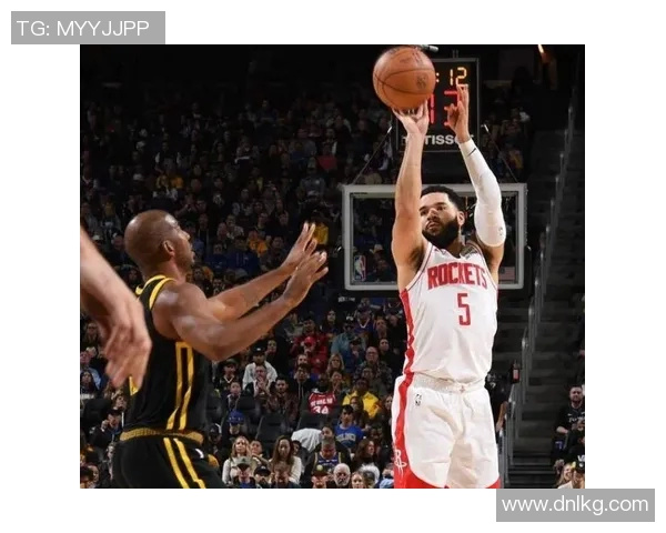 火箭队签约内线巨星，力图强化内线